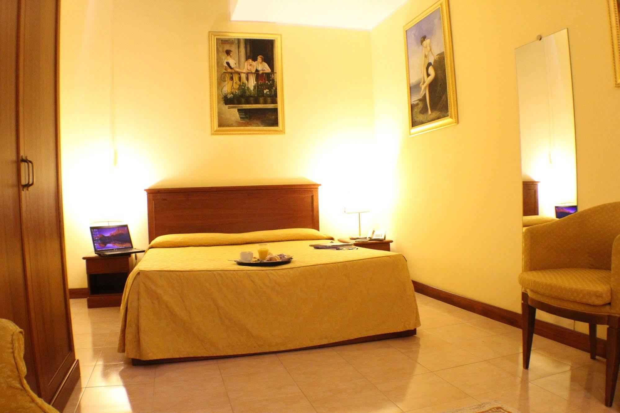 Certosa Hotel Milán Exteriér fotografie