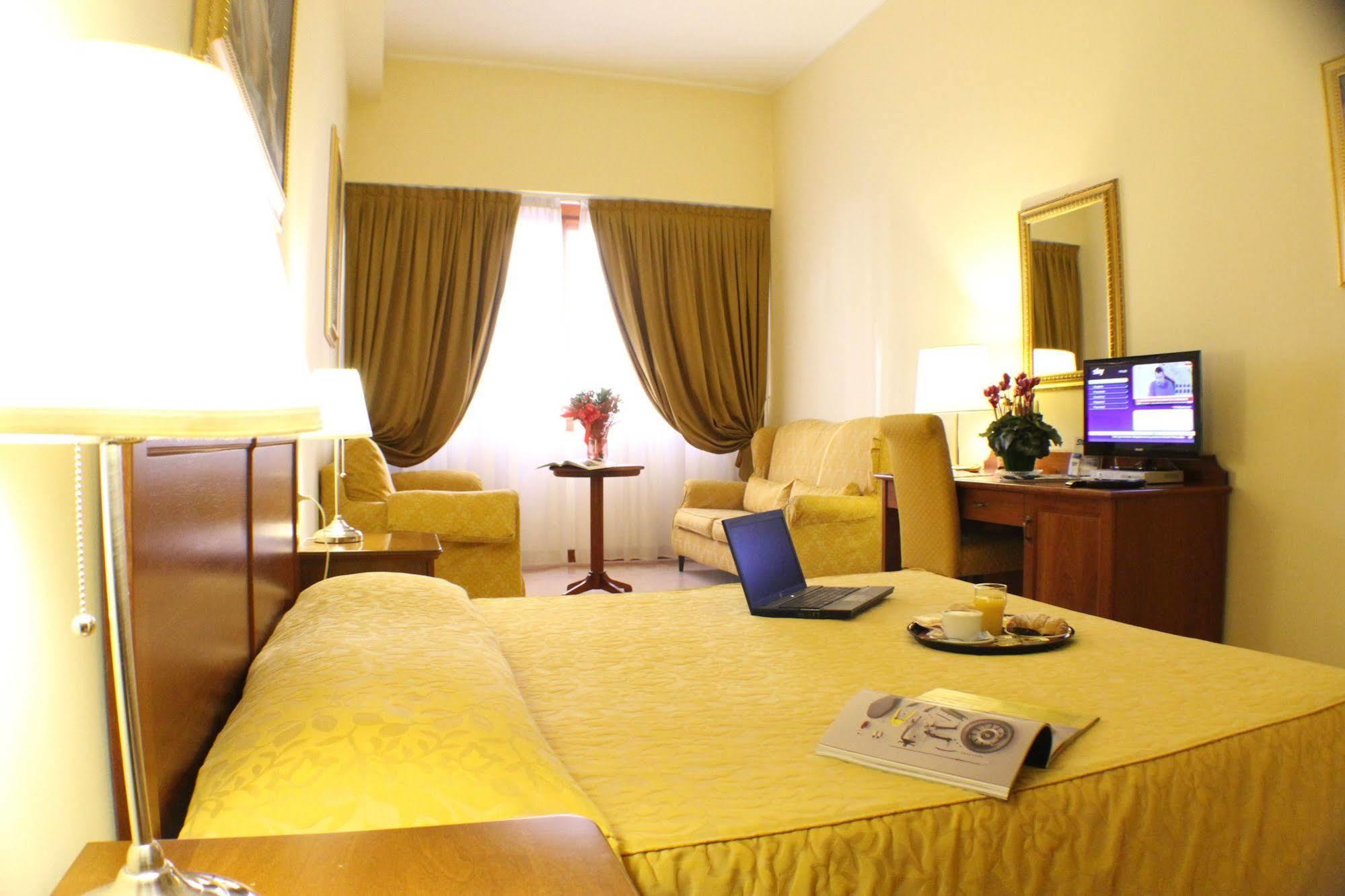 Certosa Hotel Milán Exteriér fotografie